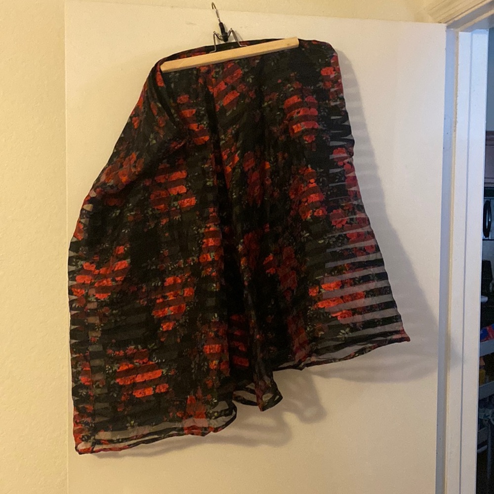 Size 24 Torrid midi skirt.